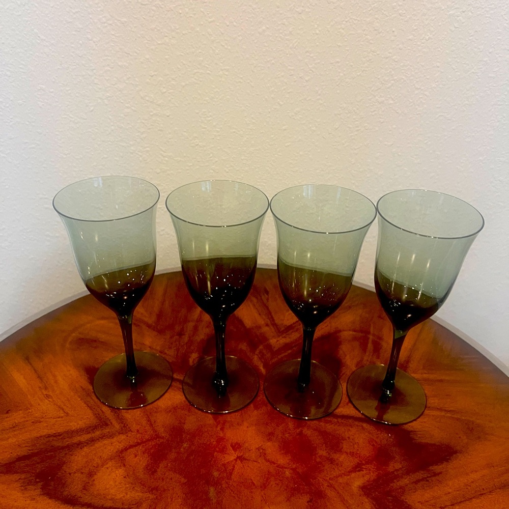 Calico Set of 4 Hand Blown Wine Glasses Tivoli Blue Made In Japan 1970’s - Picture 7 of 8